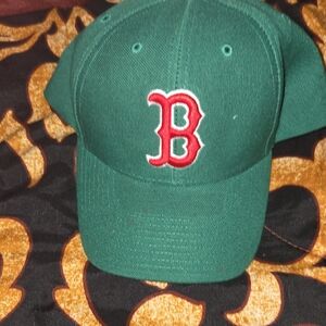 Boston CelticsGreen Cap with Red B Logo
